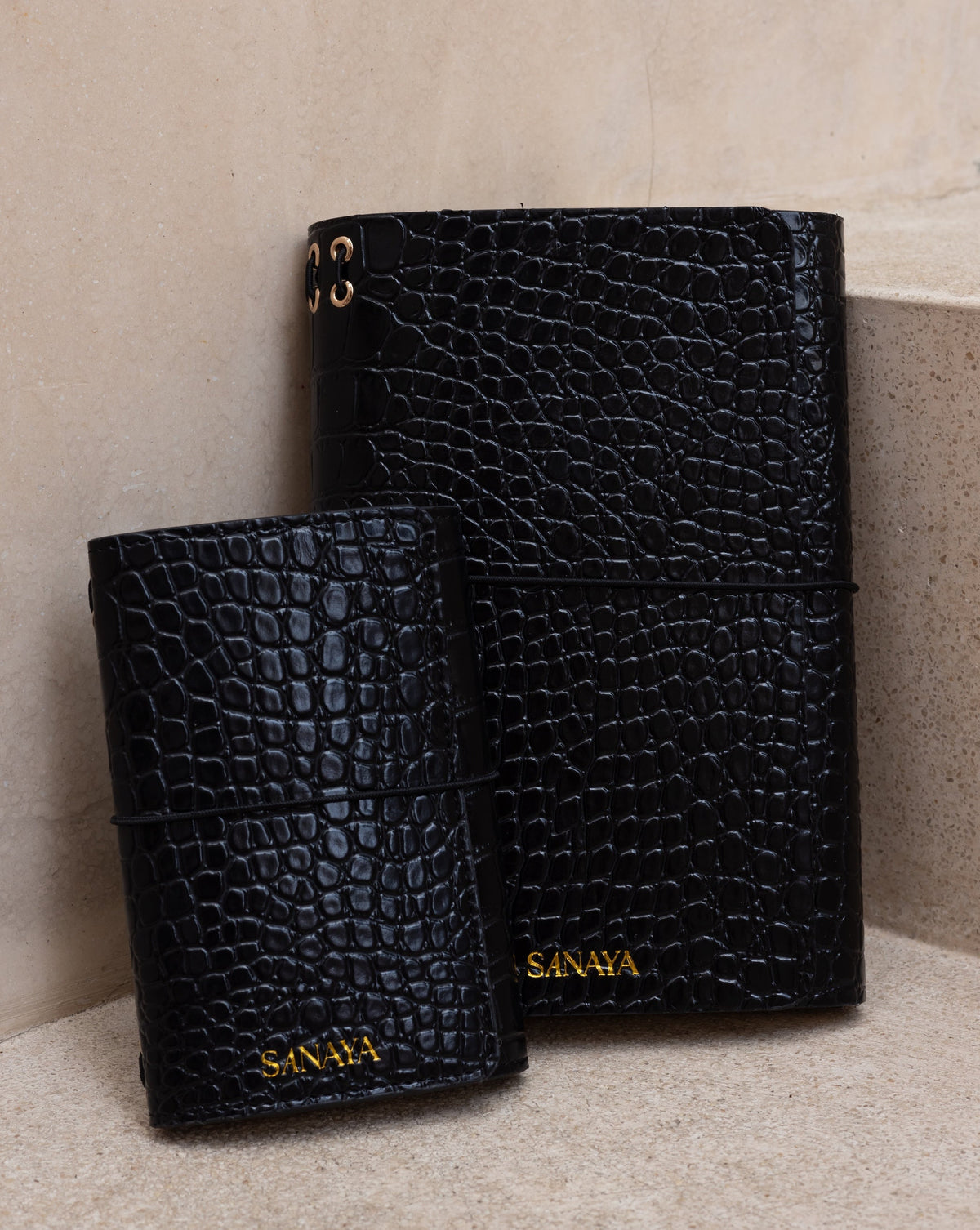 Signature Journal · Black Sand
