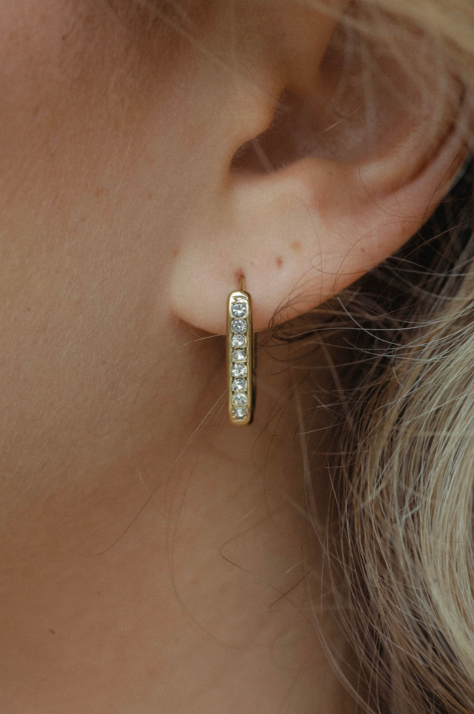 Cahaya Earrings