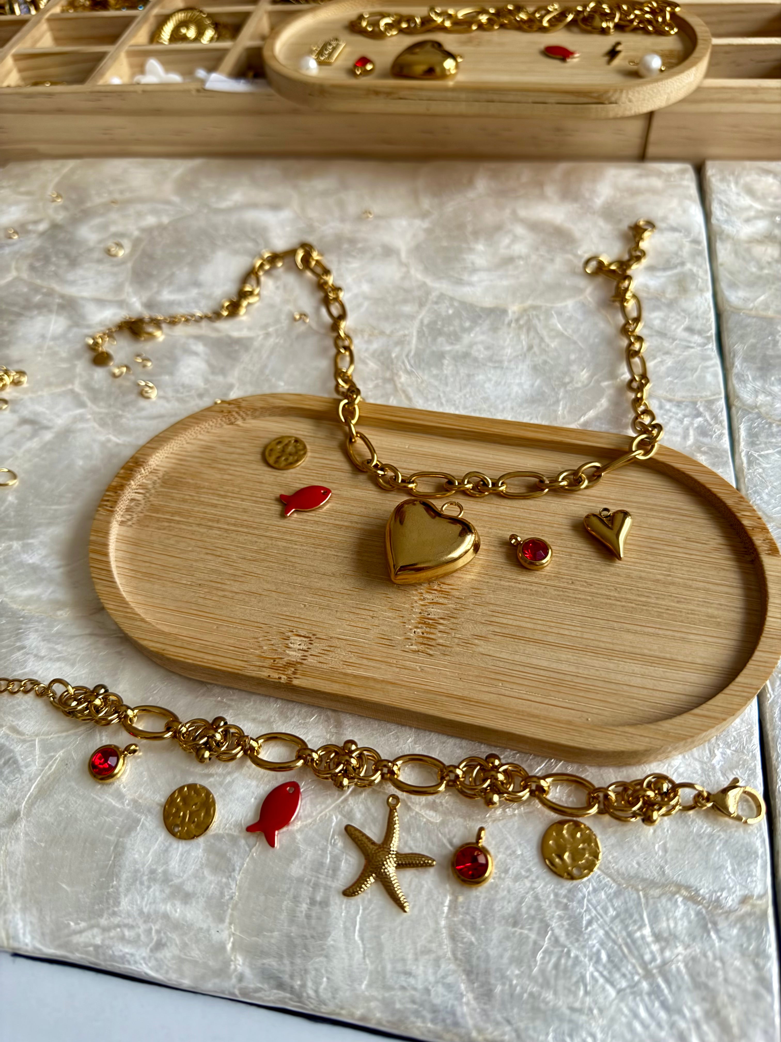 Workshop - Customize bracelet with 5 charms included